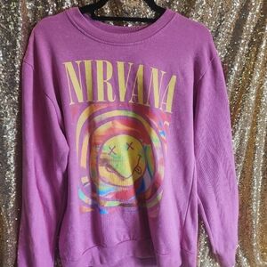 Small oversized crew neck